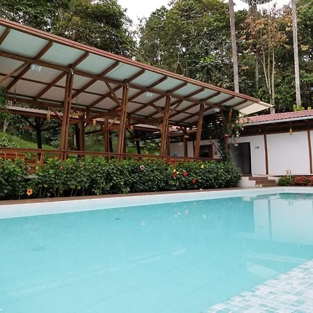 Cielo Verde Lodge Mashpi Екстериор снимка